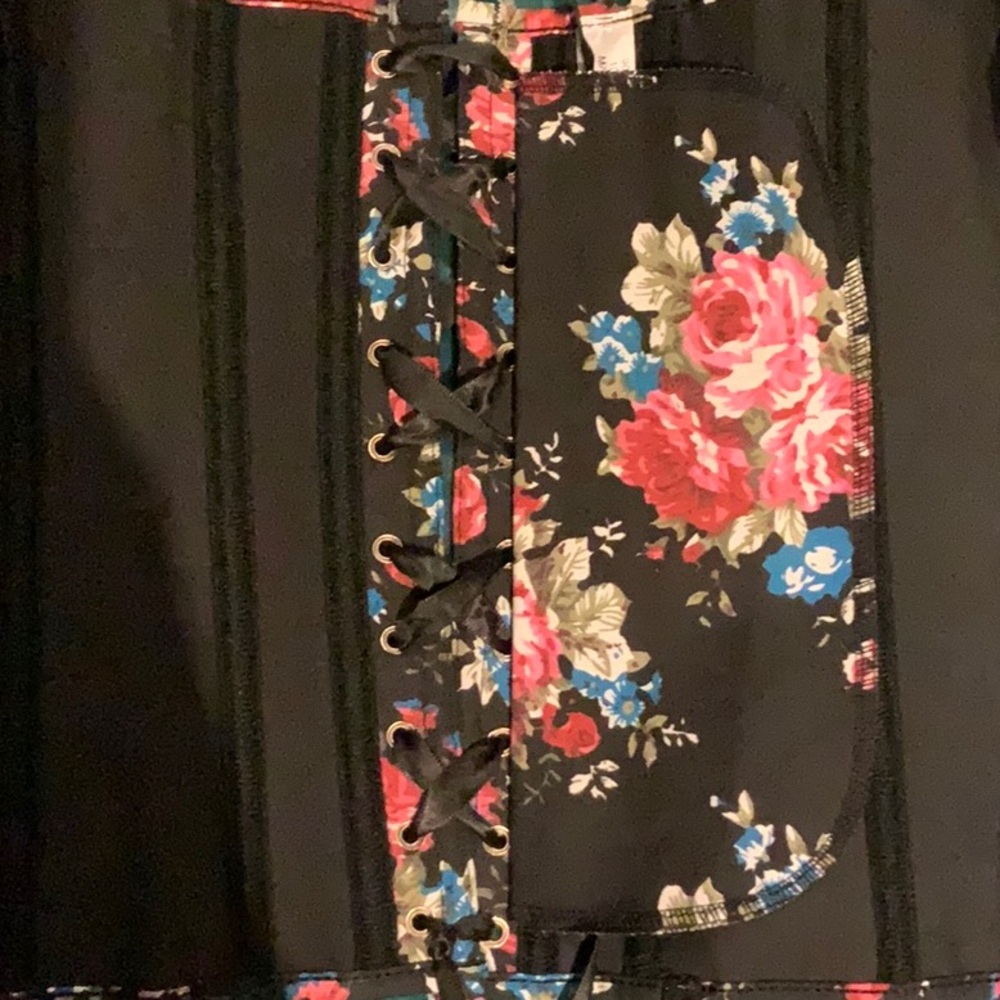 Floral pattern bustier NWOT - Picture 7 of 7